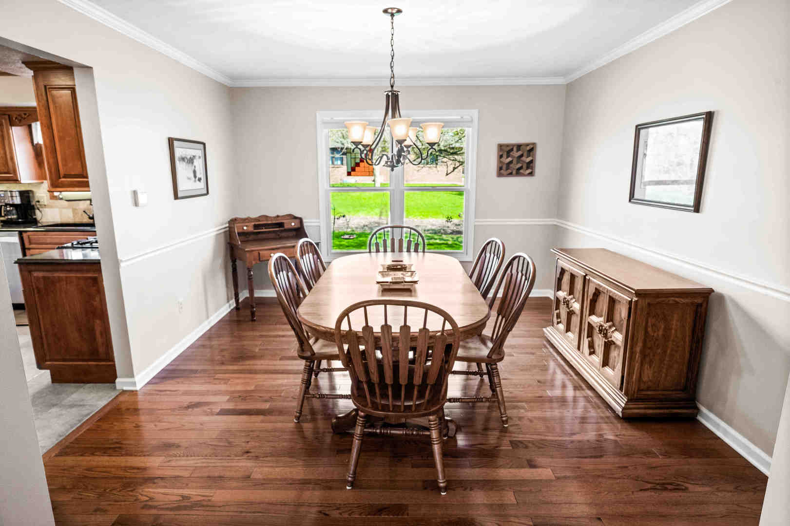 2203 Oakwood Avenue, Bloomington, IL 61704