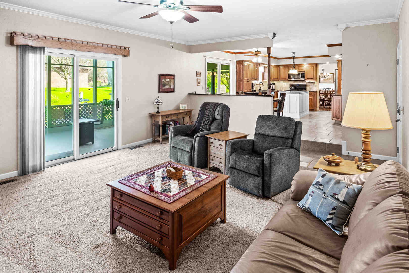 2203 Oakwood Avenue, Bloomington, IL 61704