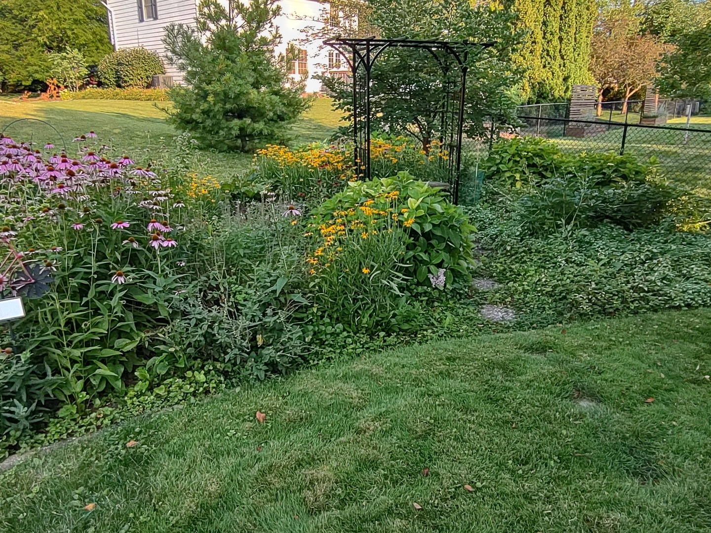 2203 Oakwood Avenue, Bloomington, IL 61704