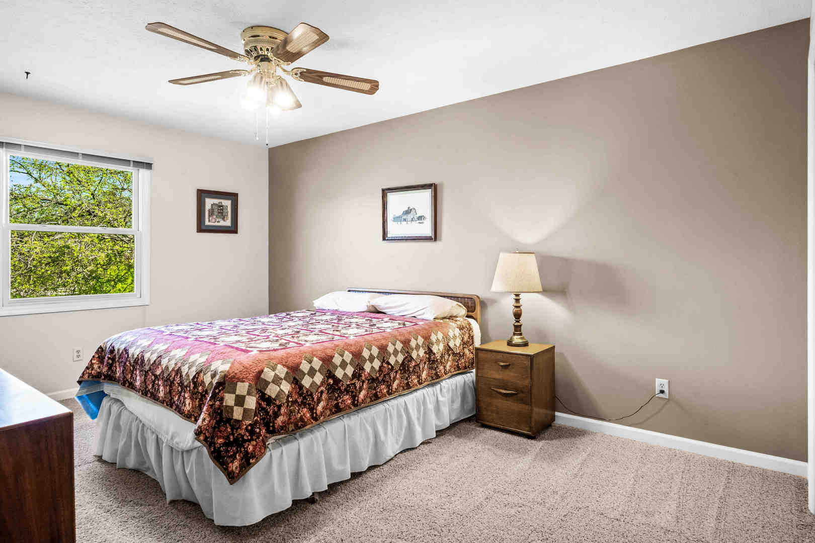 2203 Oakwood Avenue, Bloomington, IL 61704