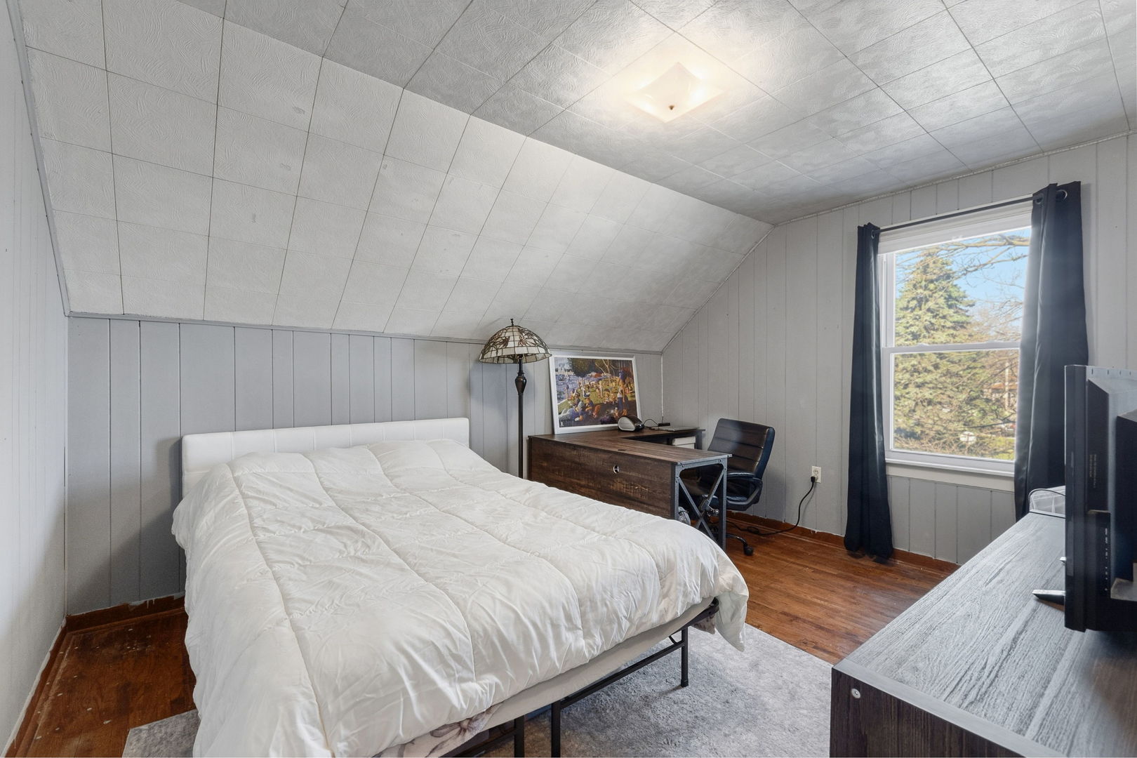 920 W Park Avenue, Joliet, IL 60436