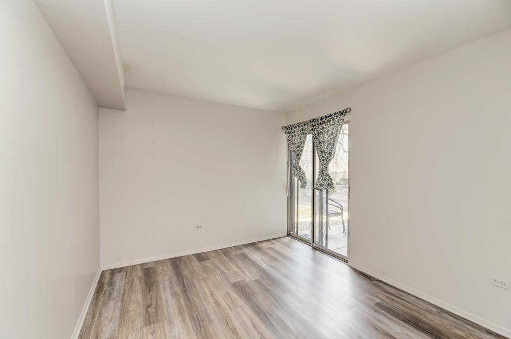 6103 Knoll Valley Drive #104, Willowbrook, IL 60527