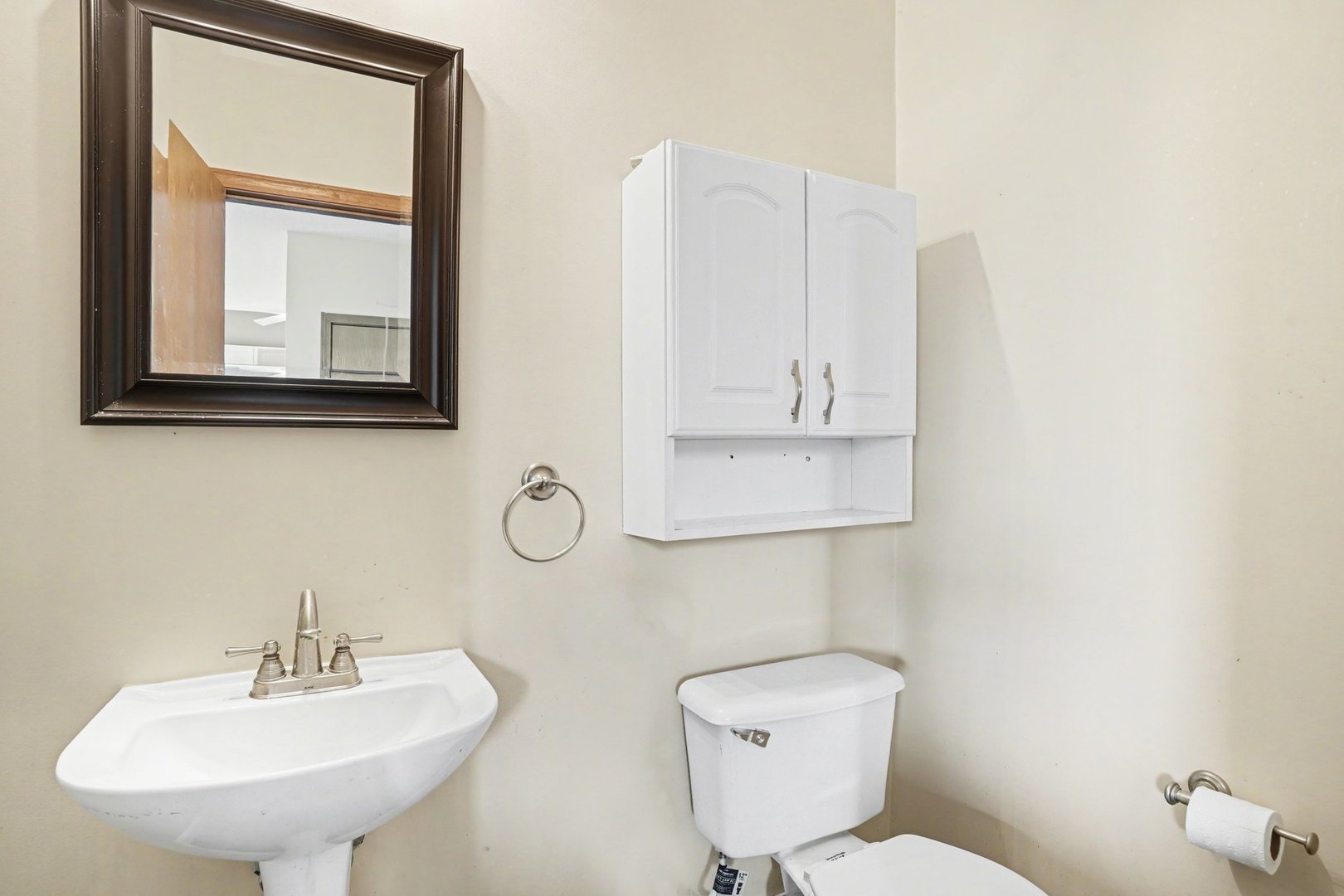 909 Mission Boulevard, Joliet, IL 60436