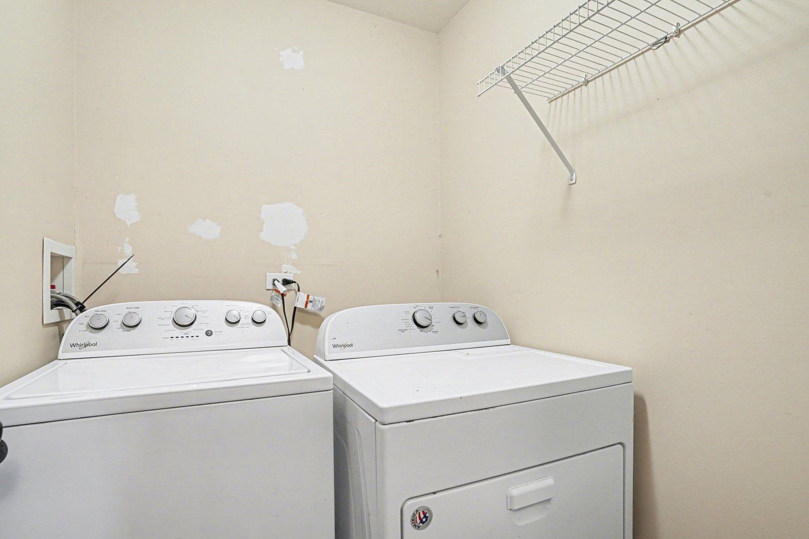 909 Mission Boulevard, Joliet, IL 60436