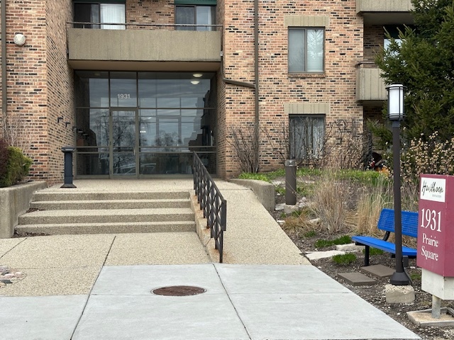 1931 PRAIRIE Square #226, Schaumburg, IL 60173