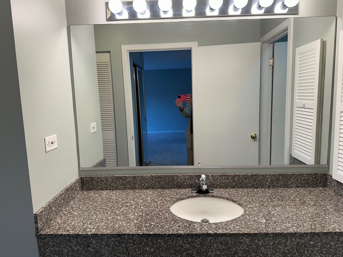 1931 PRAIRIE Square #226, Schaumburg, IL 60173