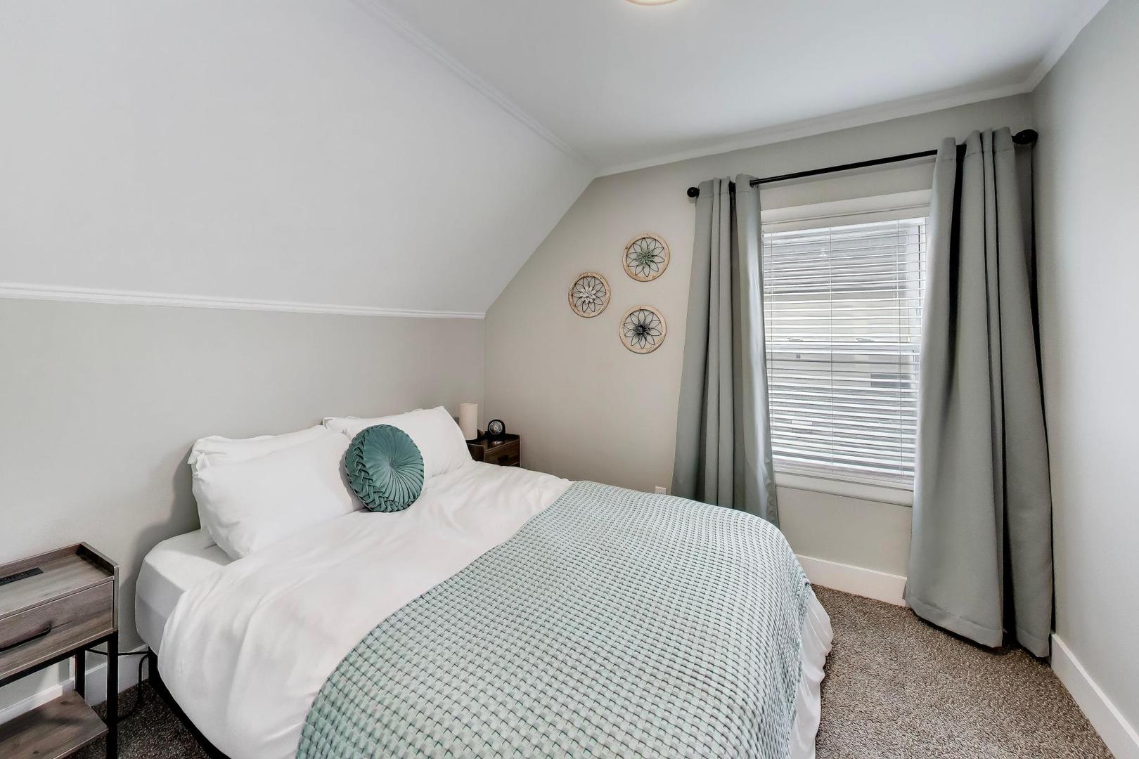 321 S Gilbert Avenue, La Grange, IL 60525