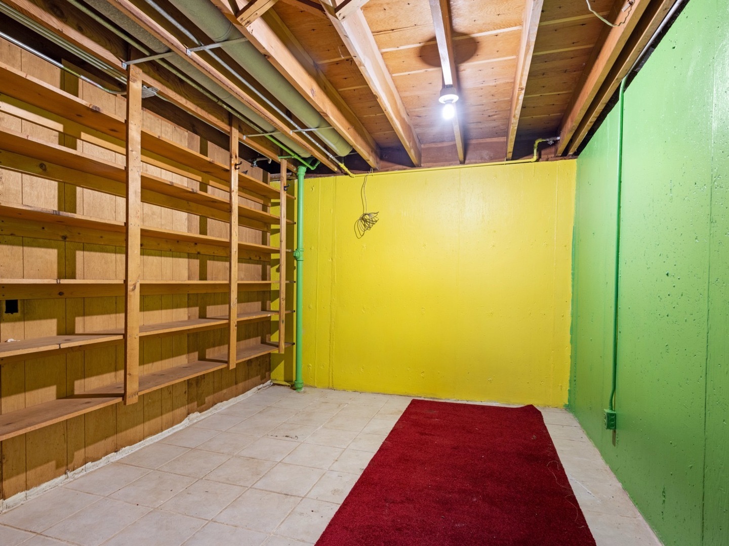 2916 School Street, Rockford, IL 61101