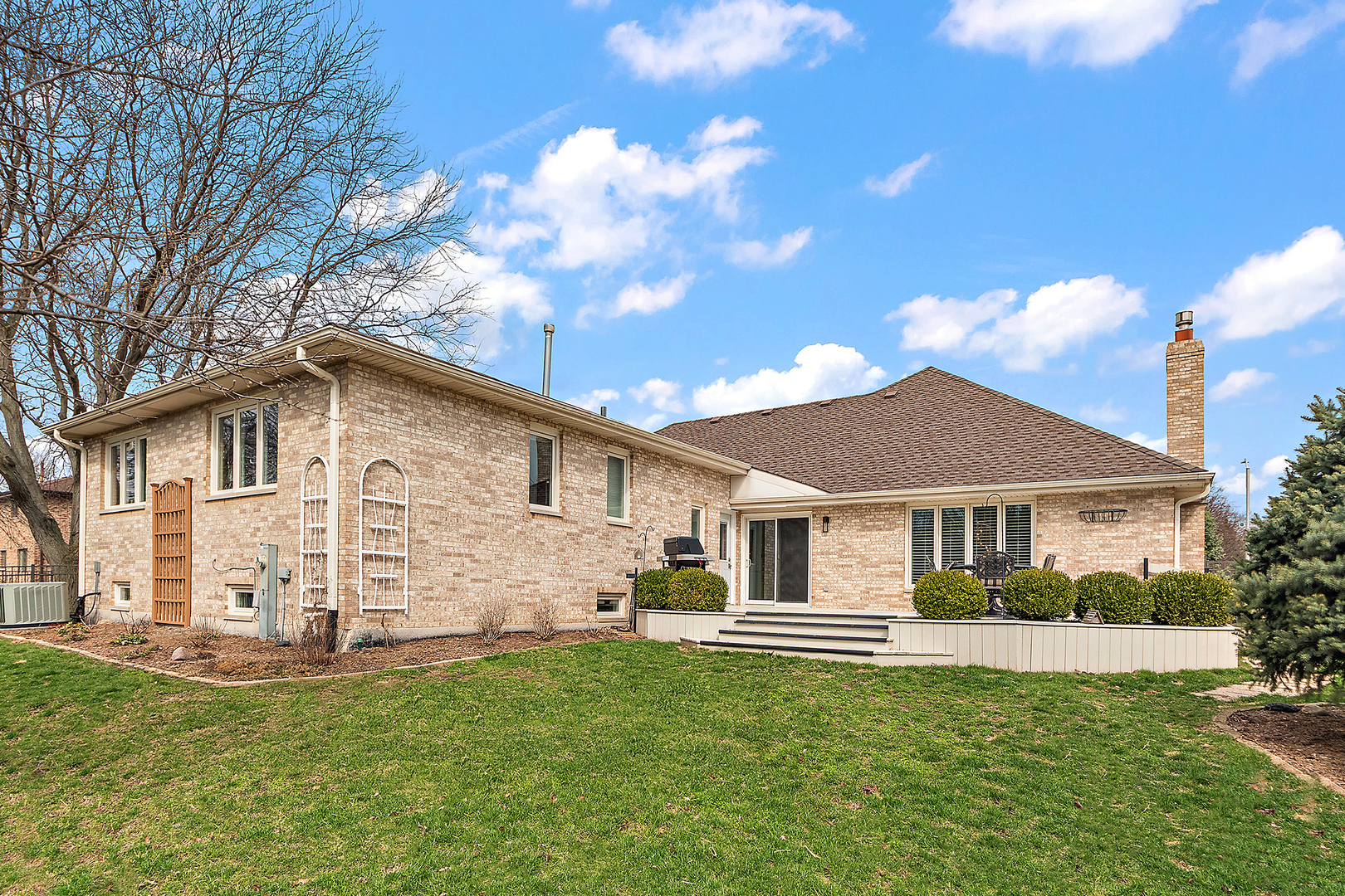 8239 W 138th Street, Orland Park, IL 60462