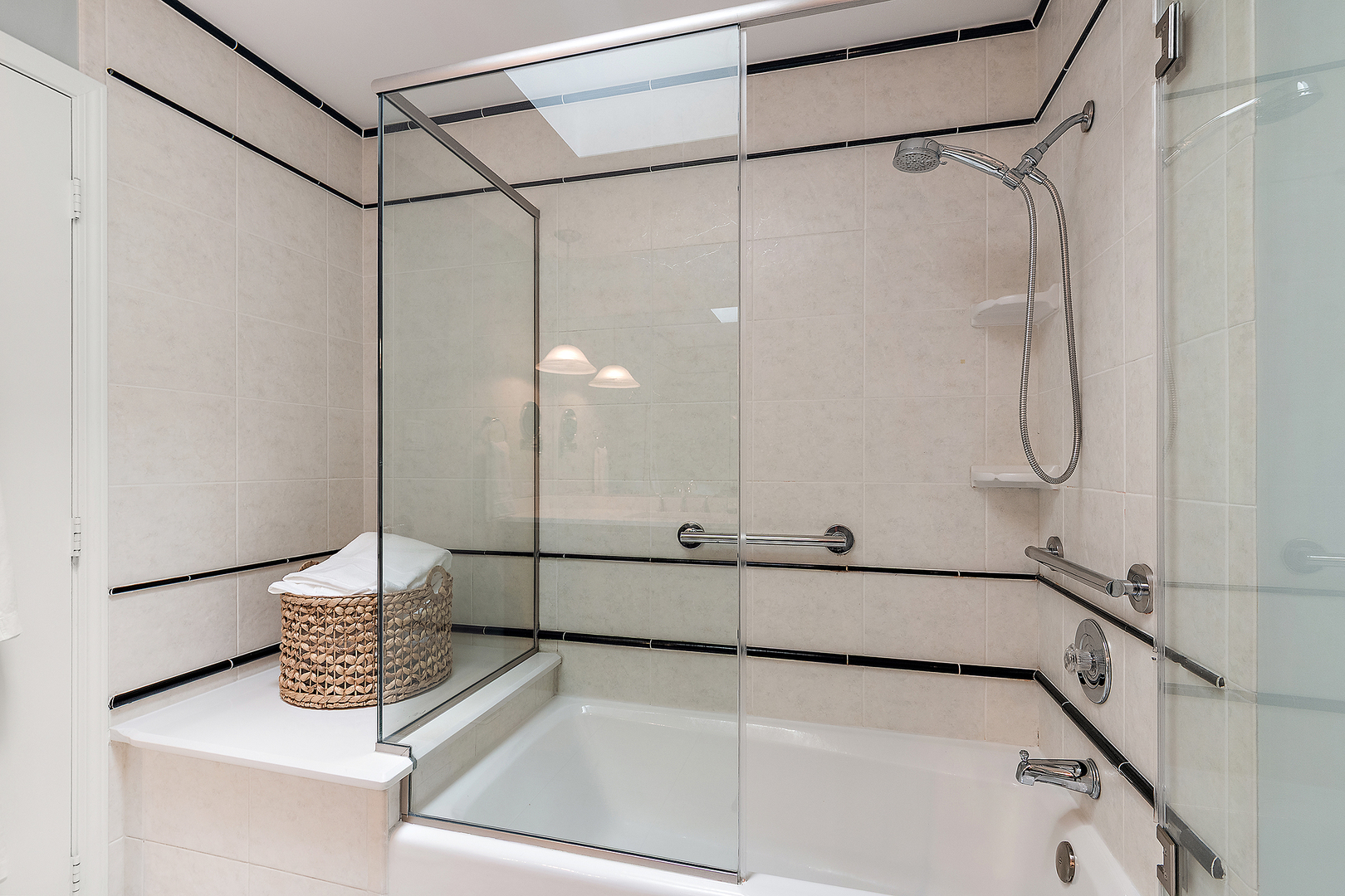 8239 W 138th Street, Orland Park, IL 60462