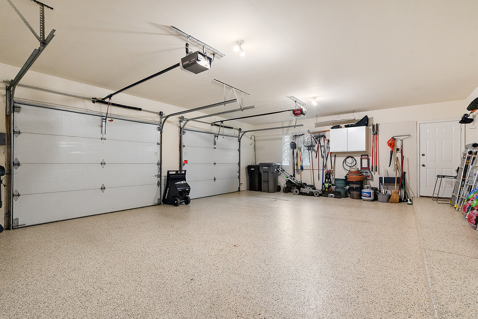 8239 W 138th Street, Orland Park, IL 60462