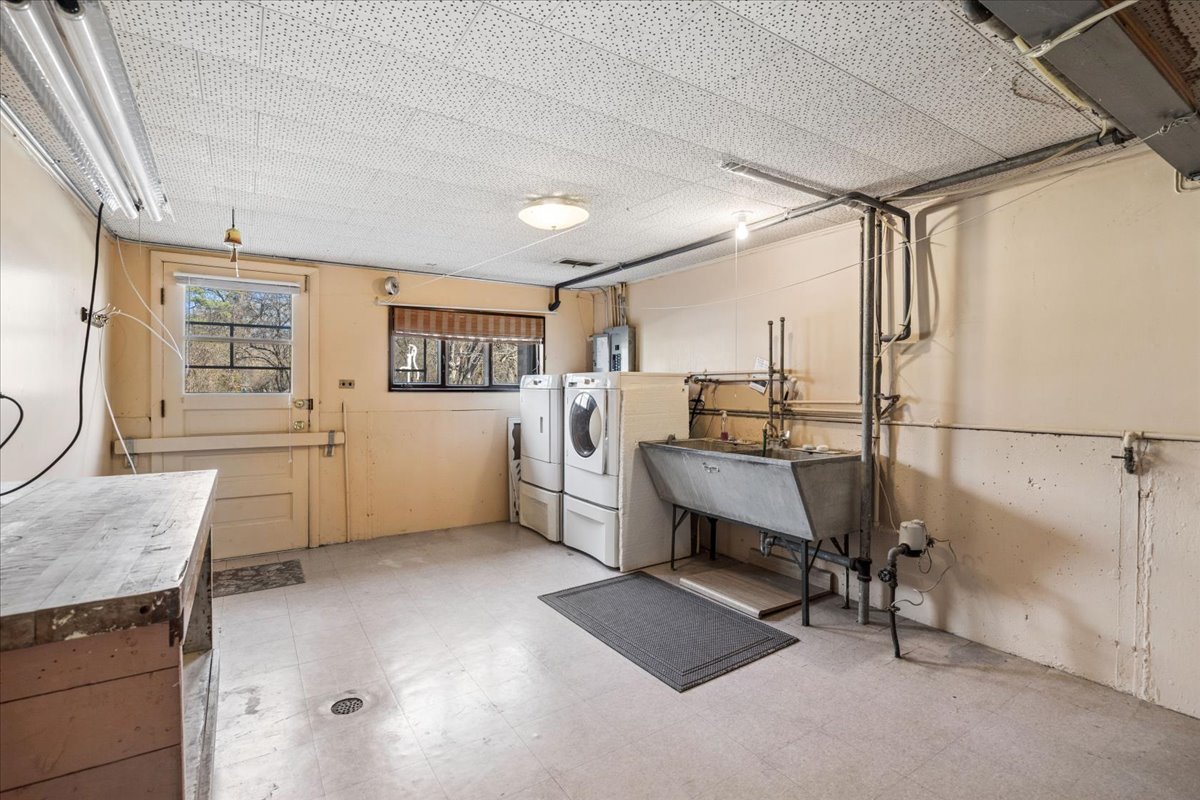 10406 Preston Street, Westchester, IL 60154