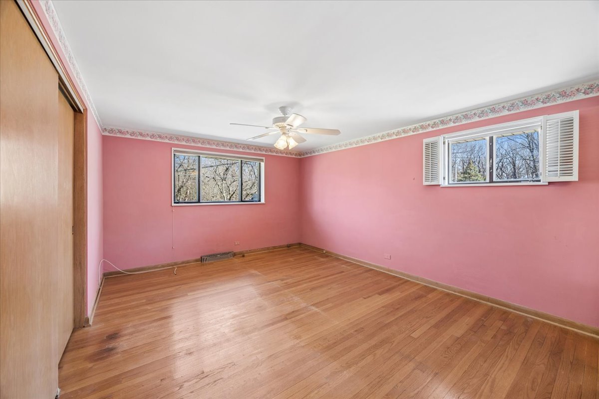 10406 Preston Street, Westchester, IL 60154