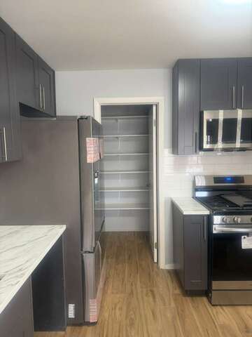 287 Pembridge Lane #B2, Schaumburg, IL 60193