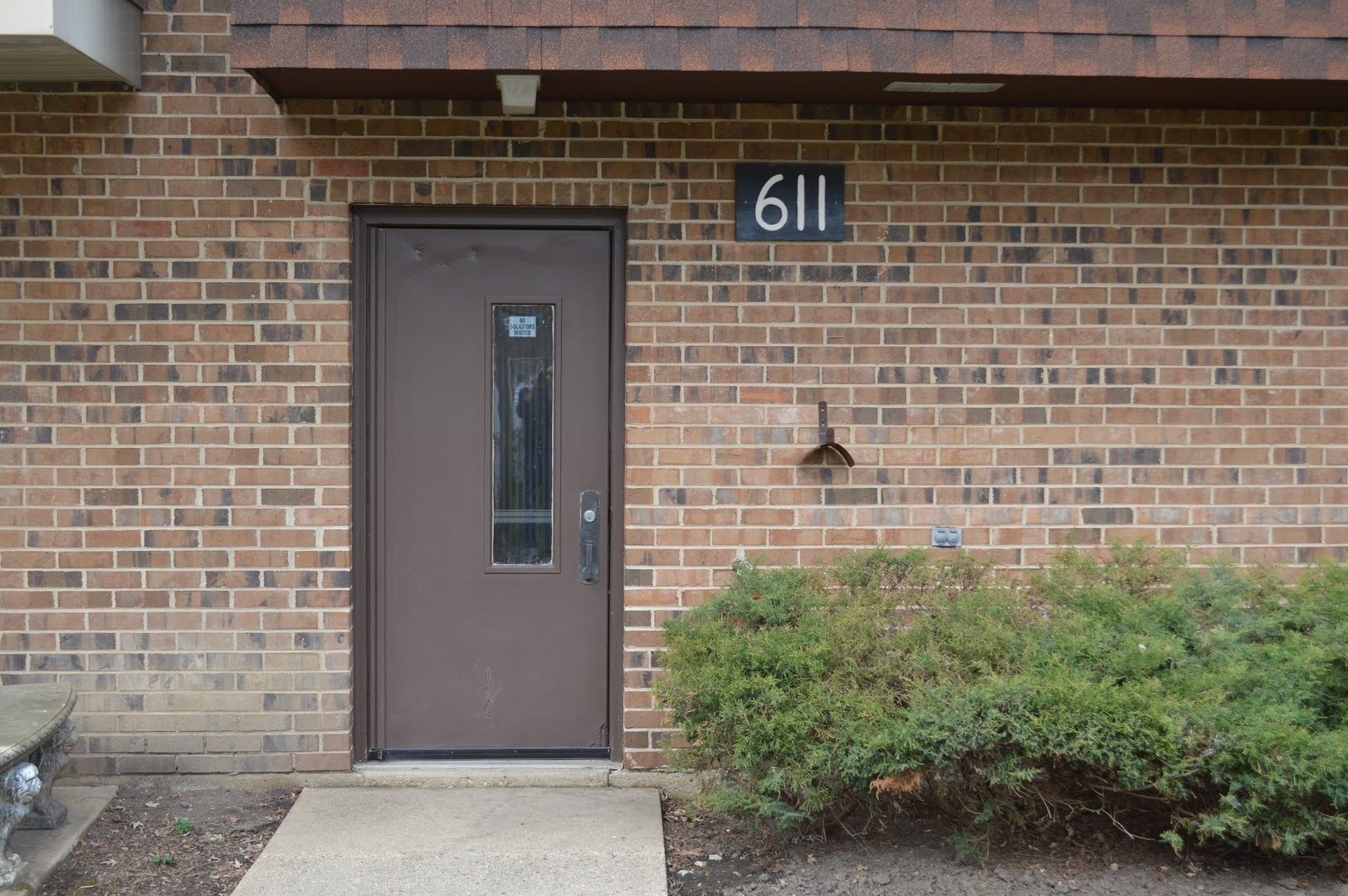 611 W Central Road #A4, Mount Prospect, IL 60056