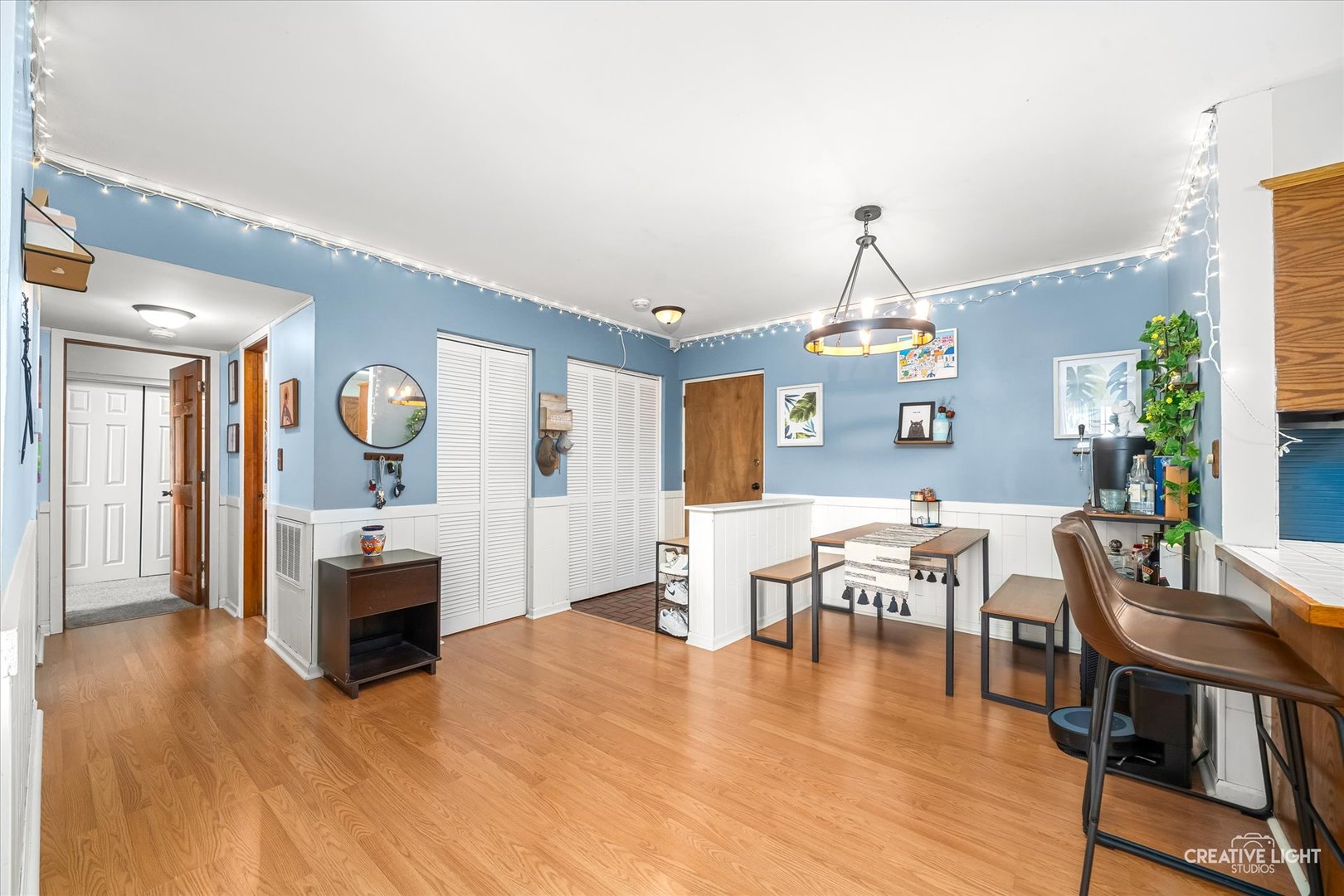 1050 N Farnsworth Avenue #403, Aurora, IL 60505