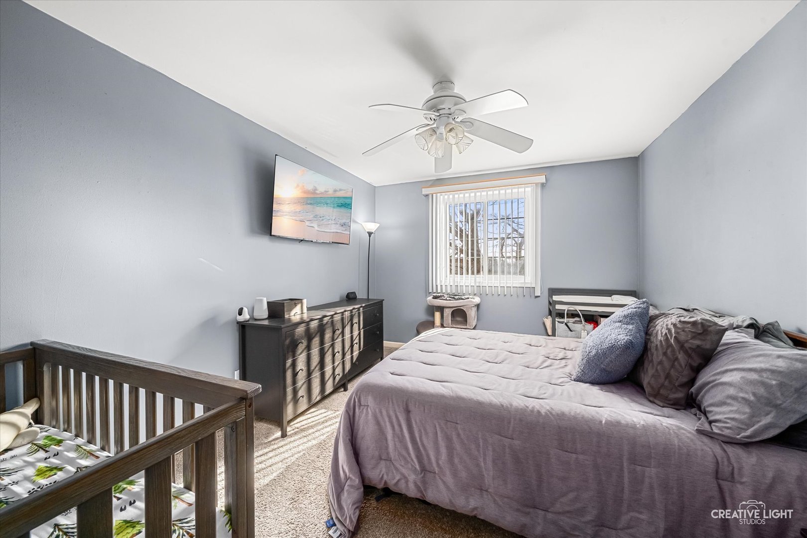 1050 N Farnsworth Avenue #403, Aurora, IL 60505