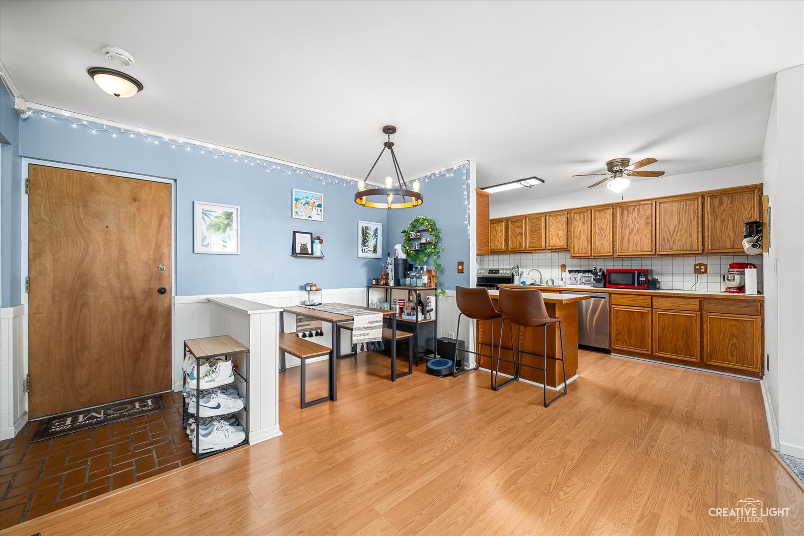 1050 N Farnsworth Avenue #403, Aurora, IL 60505