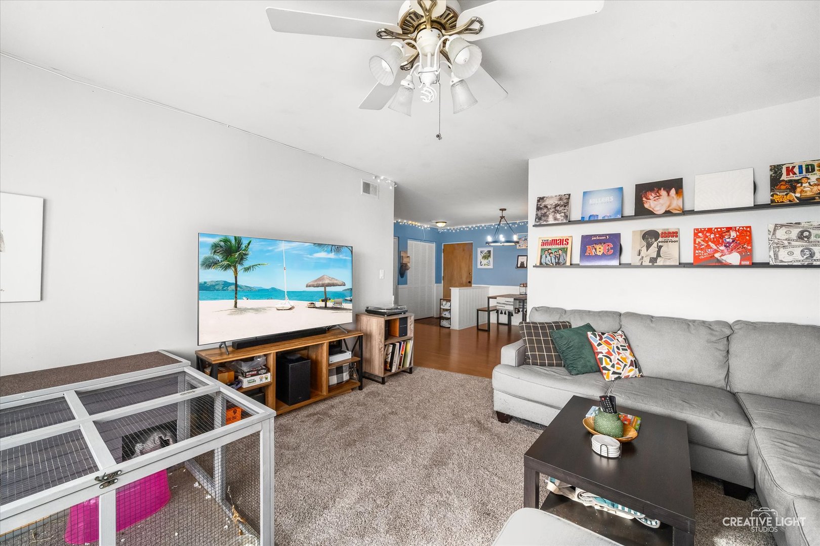 1050 N Farnsworth Avenue #403, Aurora, IL 60505