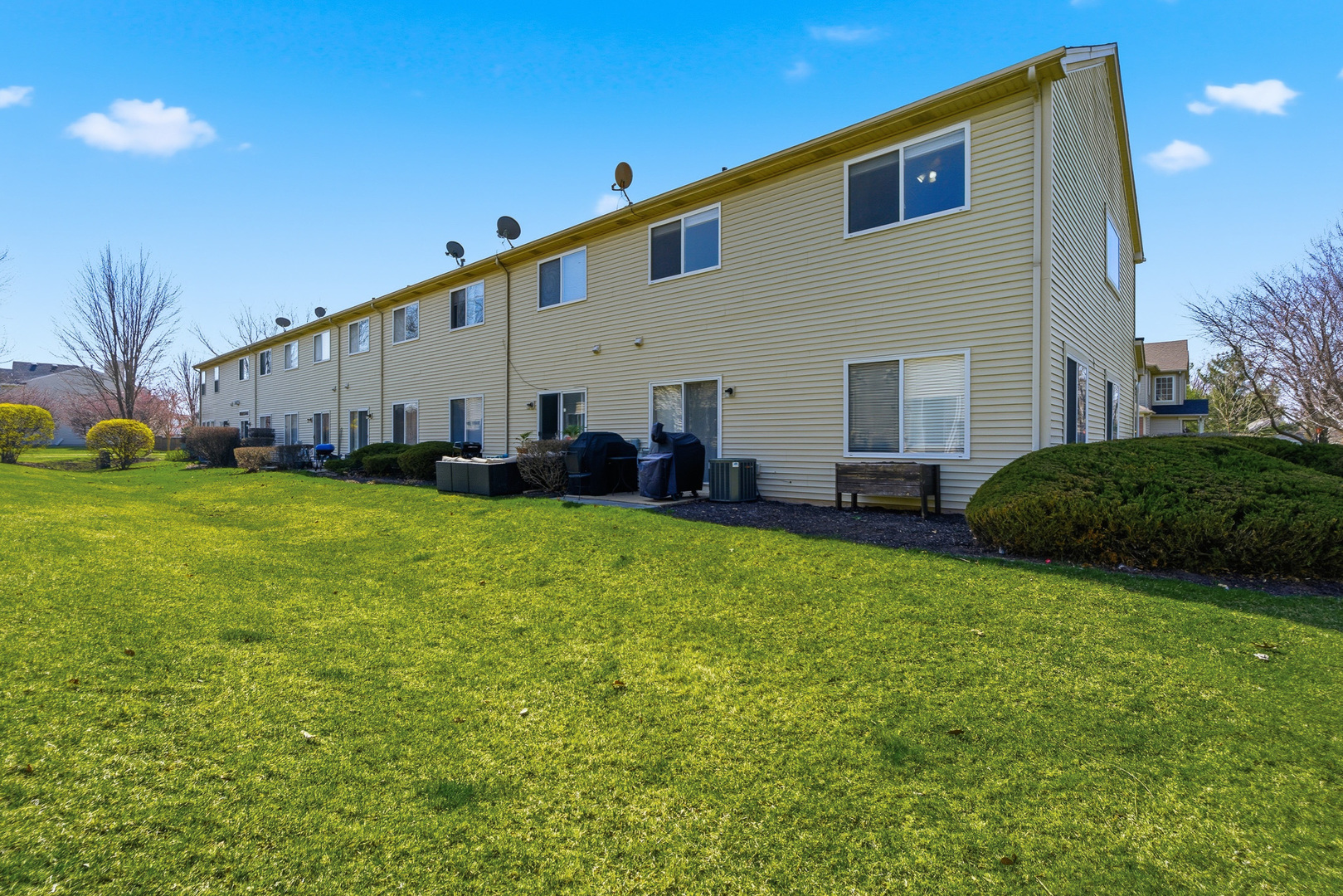 17634 S ALTA Drive, Lockport, IL 60441