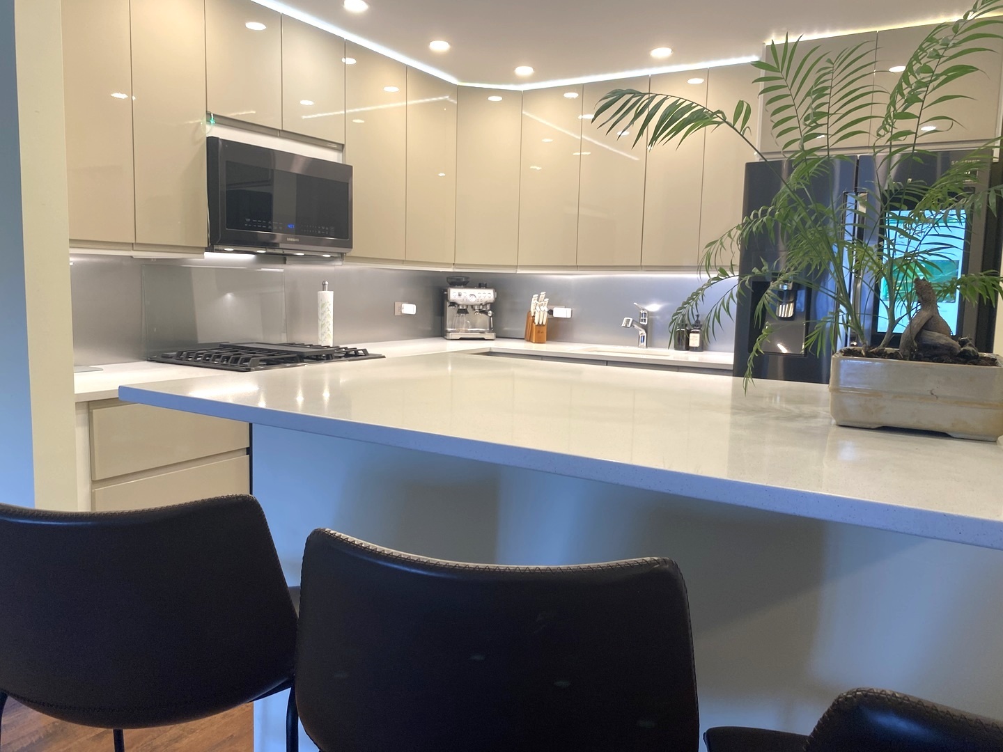 14529 Walden Court #M3, Oak Forest, IL 60452