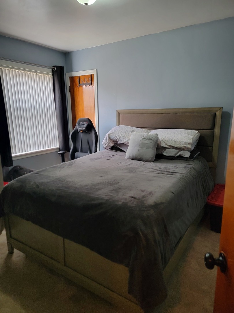 14529 S Emerald Avenue, Riverdale, IL 60827