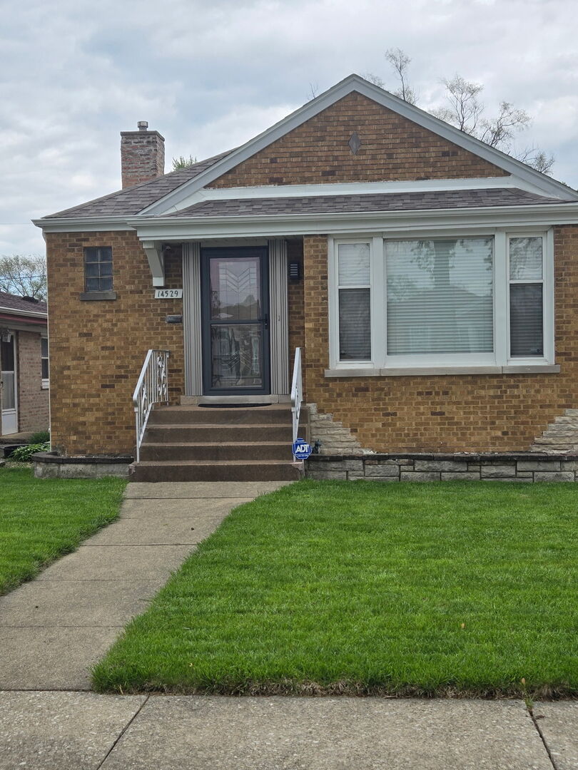 14529 S Emerald Avenue, Riverdale, IL 60827