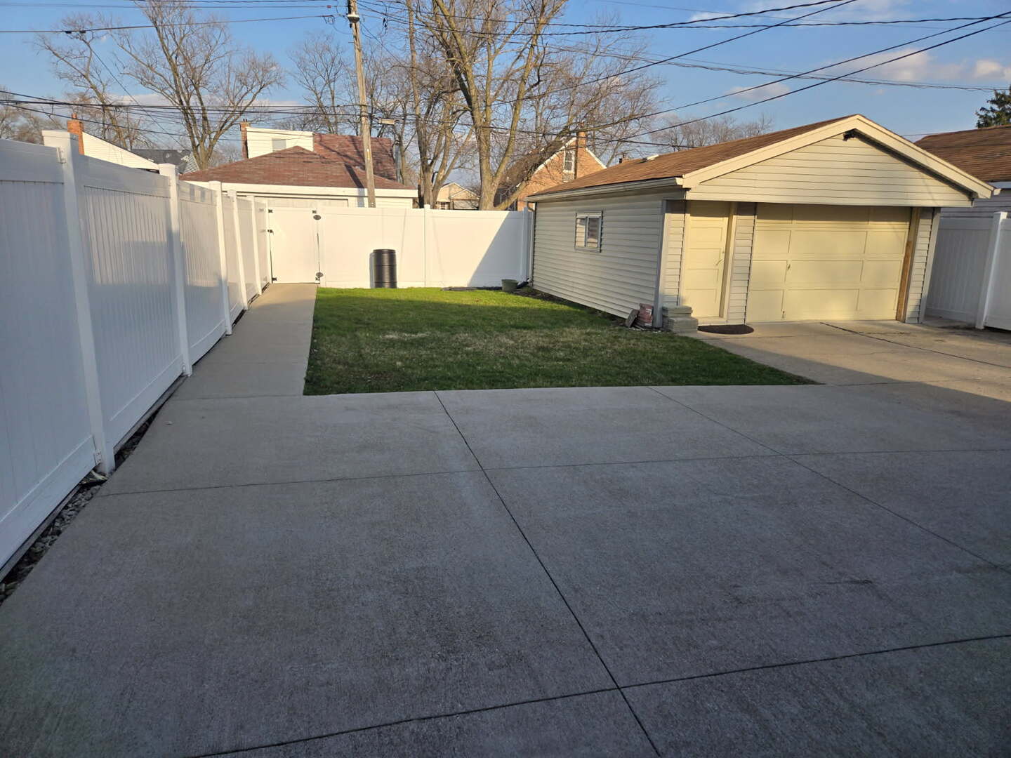 14529 S Emerald Avenue, Riverdale, IL 60827