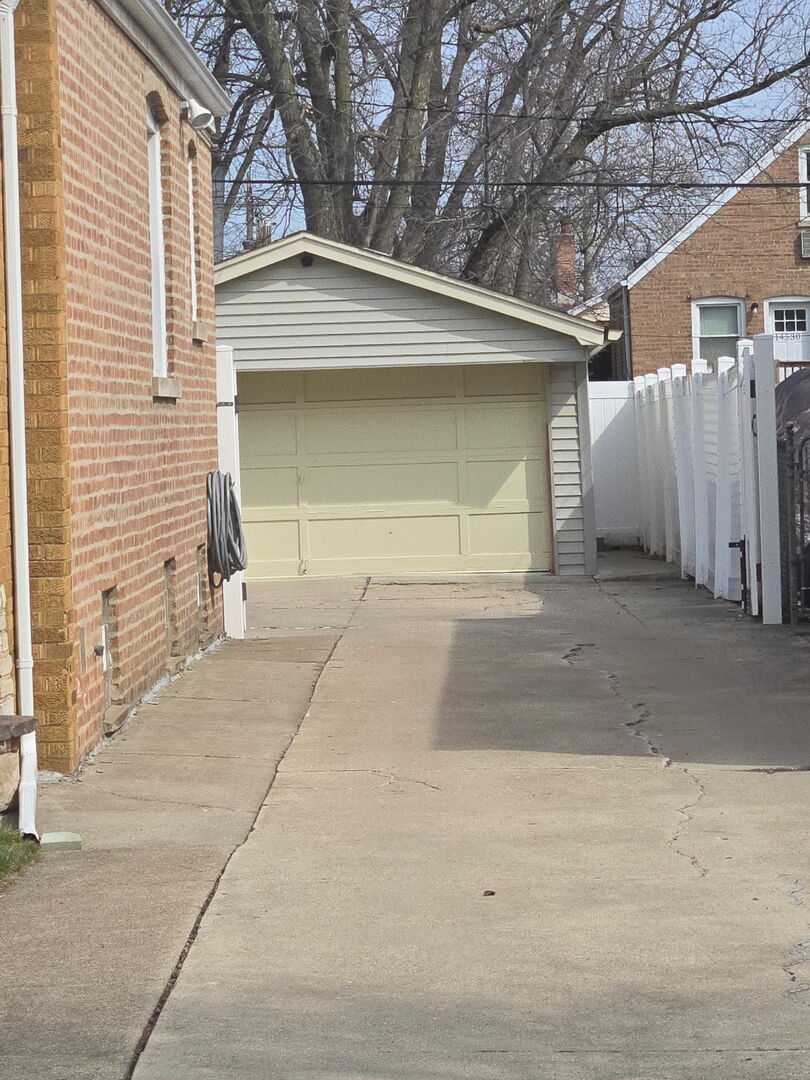 14529 S Emerald Avenue, Riverdale, IL 60827