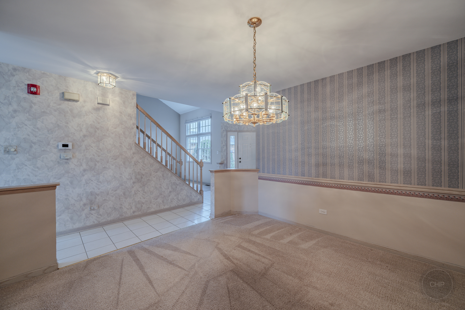 8444 Sandalwood Court, Darien, IL 60561