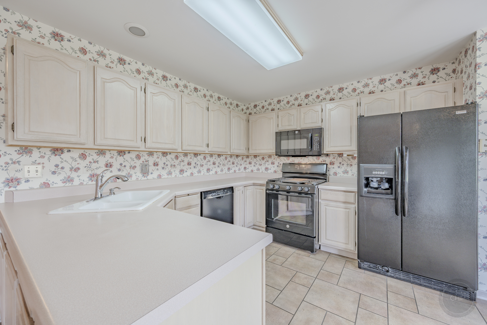 8444 Sandalwood Court, Darien, IL 60561