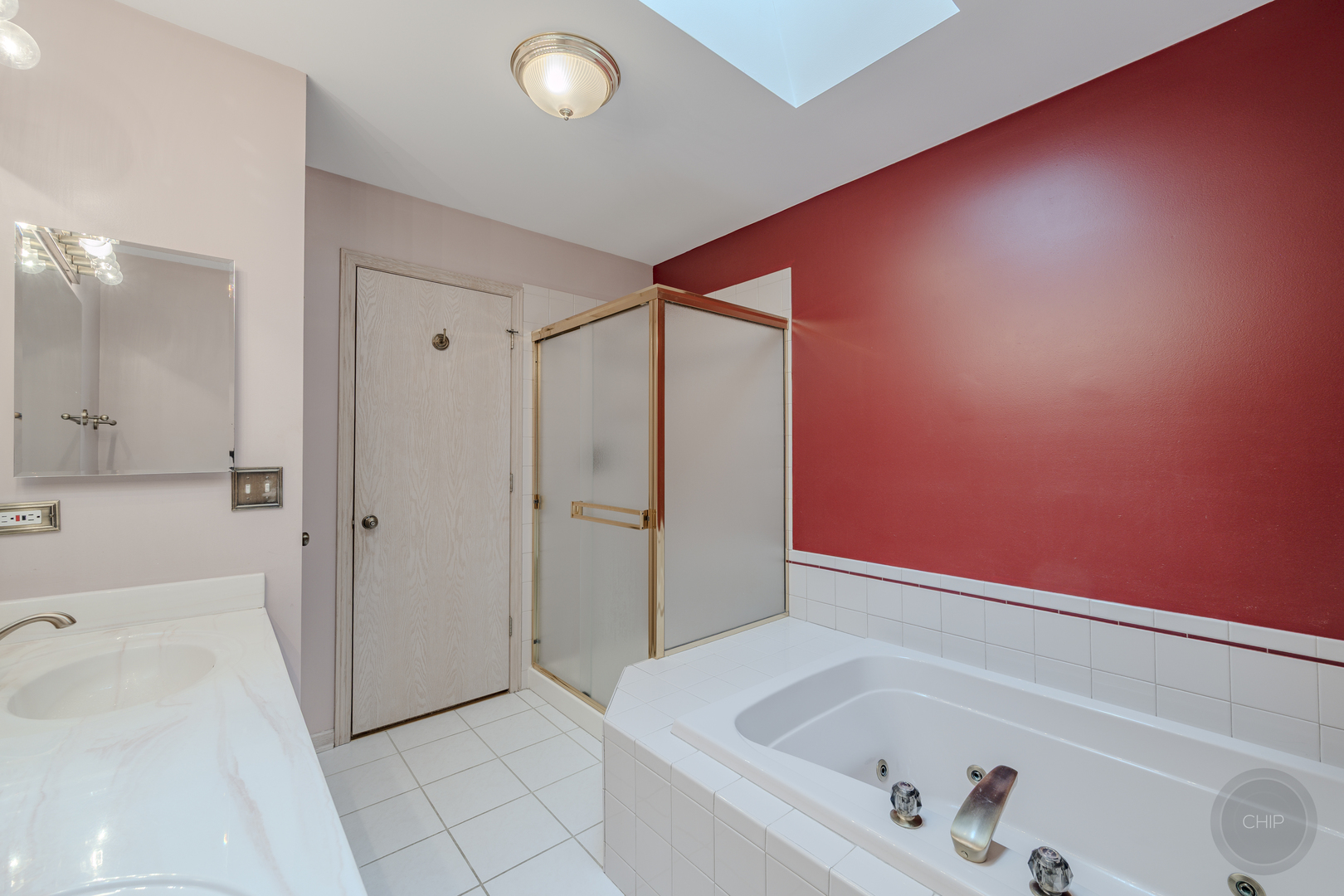 8444 Sandalwood Court, Darien, IL 60561