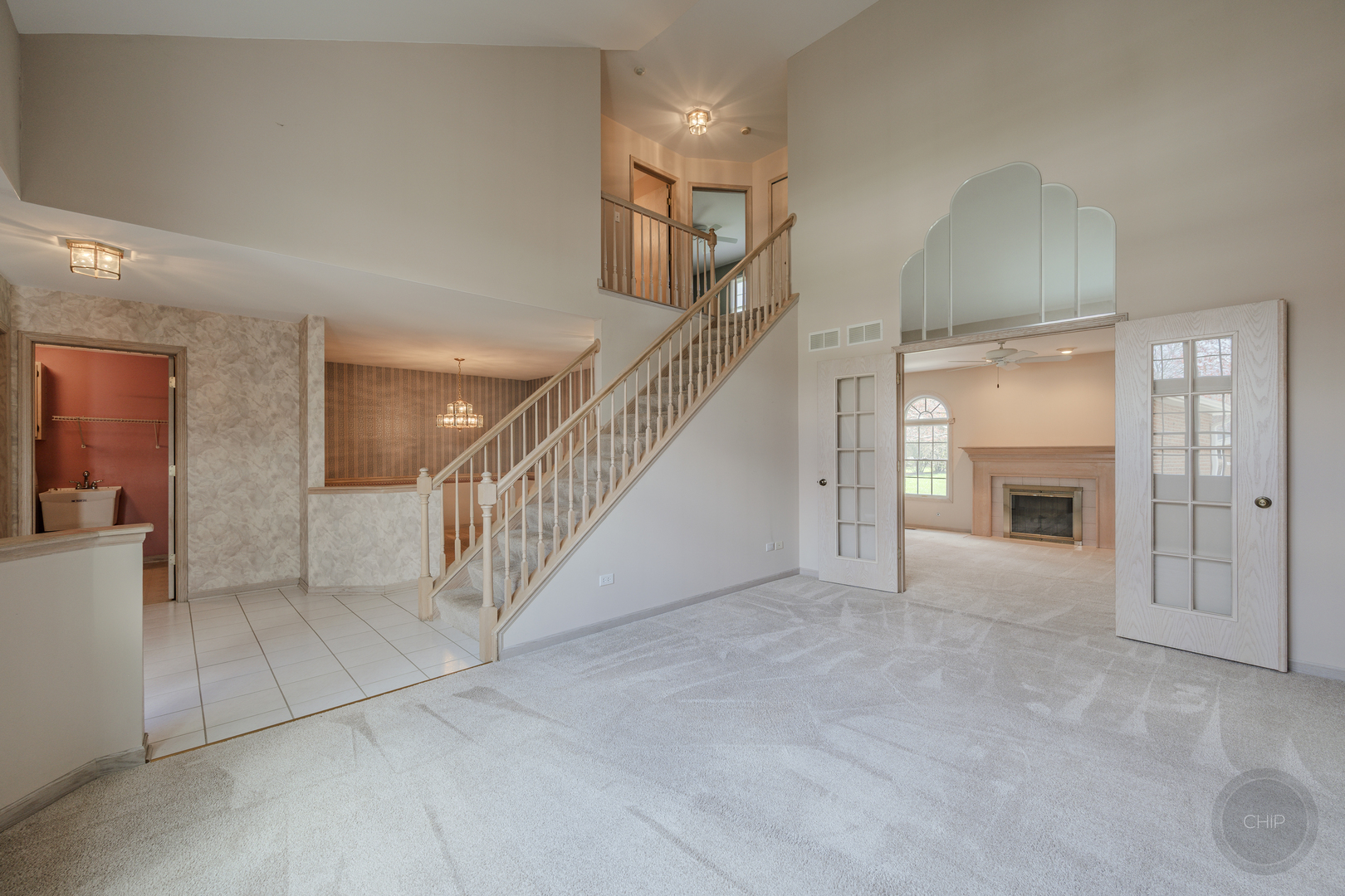 8444 Sandalwood Court, Darien, IL 60561