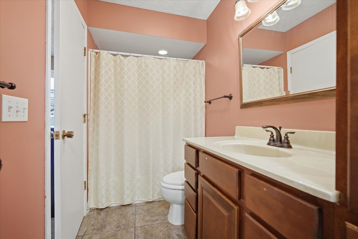 1409 Godfrey Drive, Normal, IL 61761