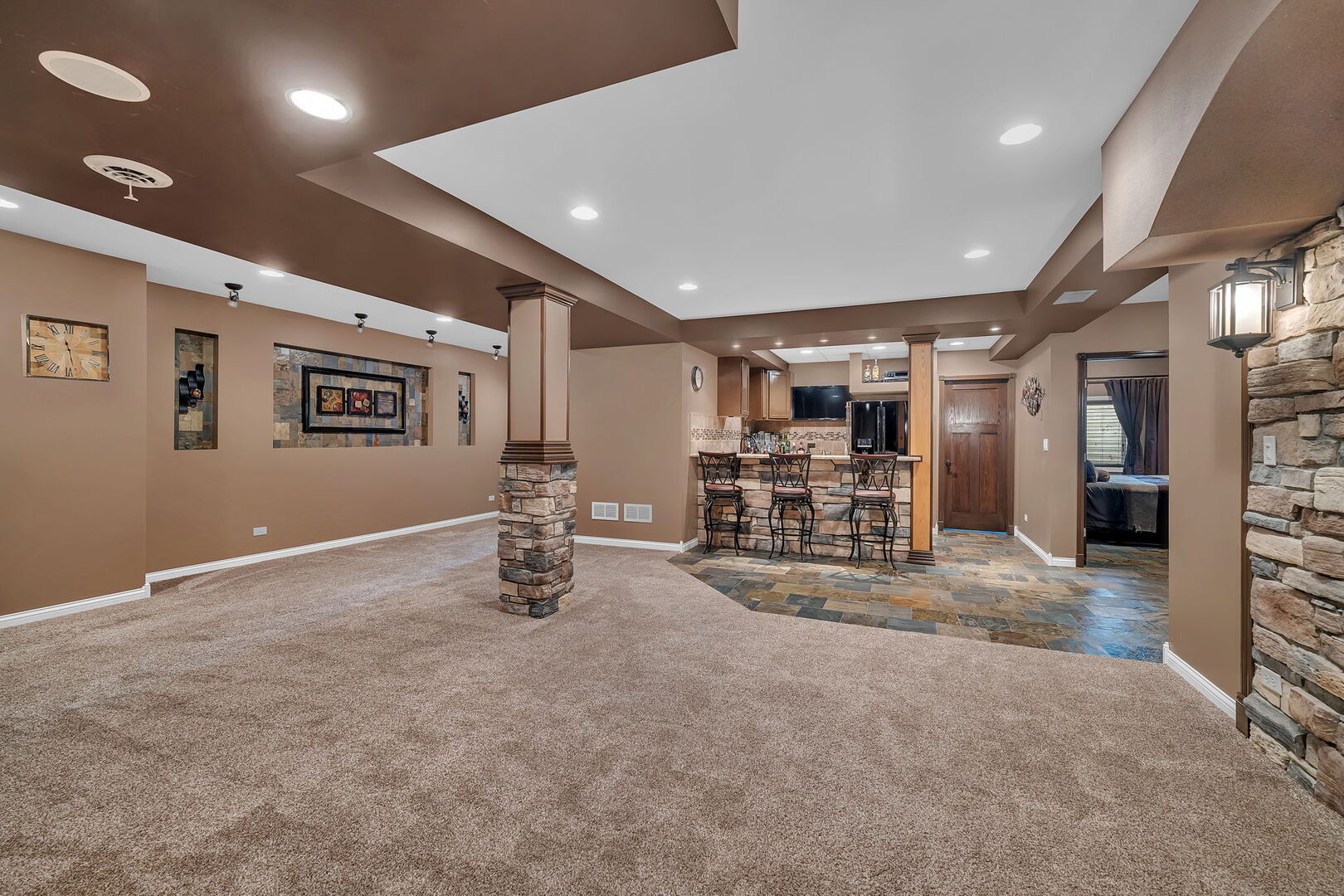 24405 Glenbrook Court, Plainfield, IL 60585