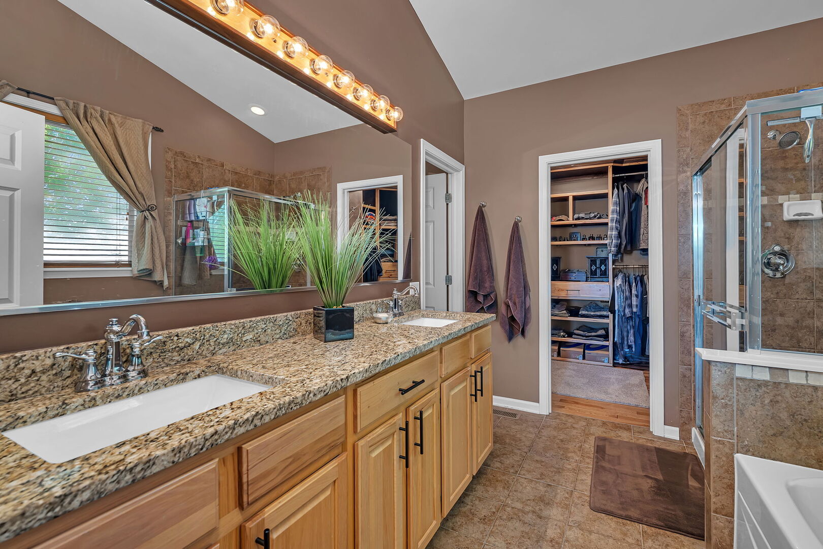 24405 Glenbrook Court, Plainfield, IL 60585