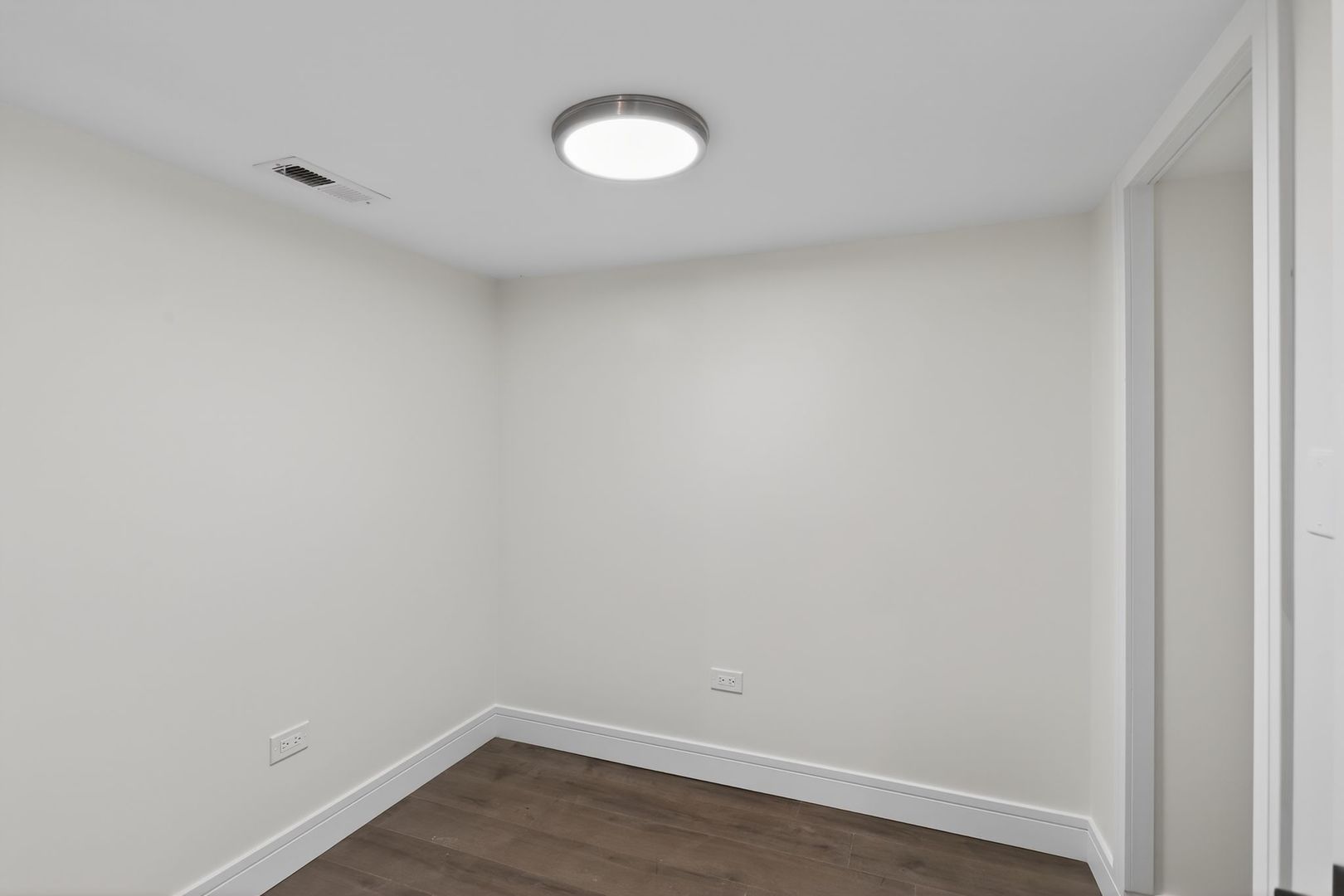 4845 W Congress Parkway, Chicago, IL 60644