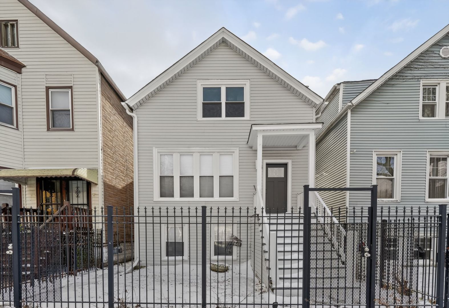 4845 W Congress Parkway, Chicago, IL 60644