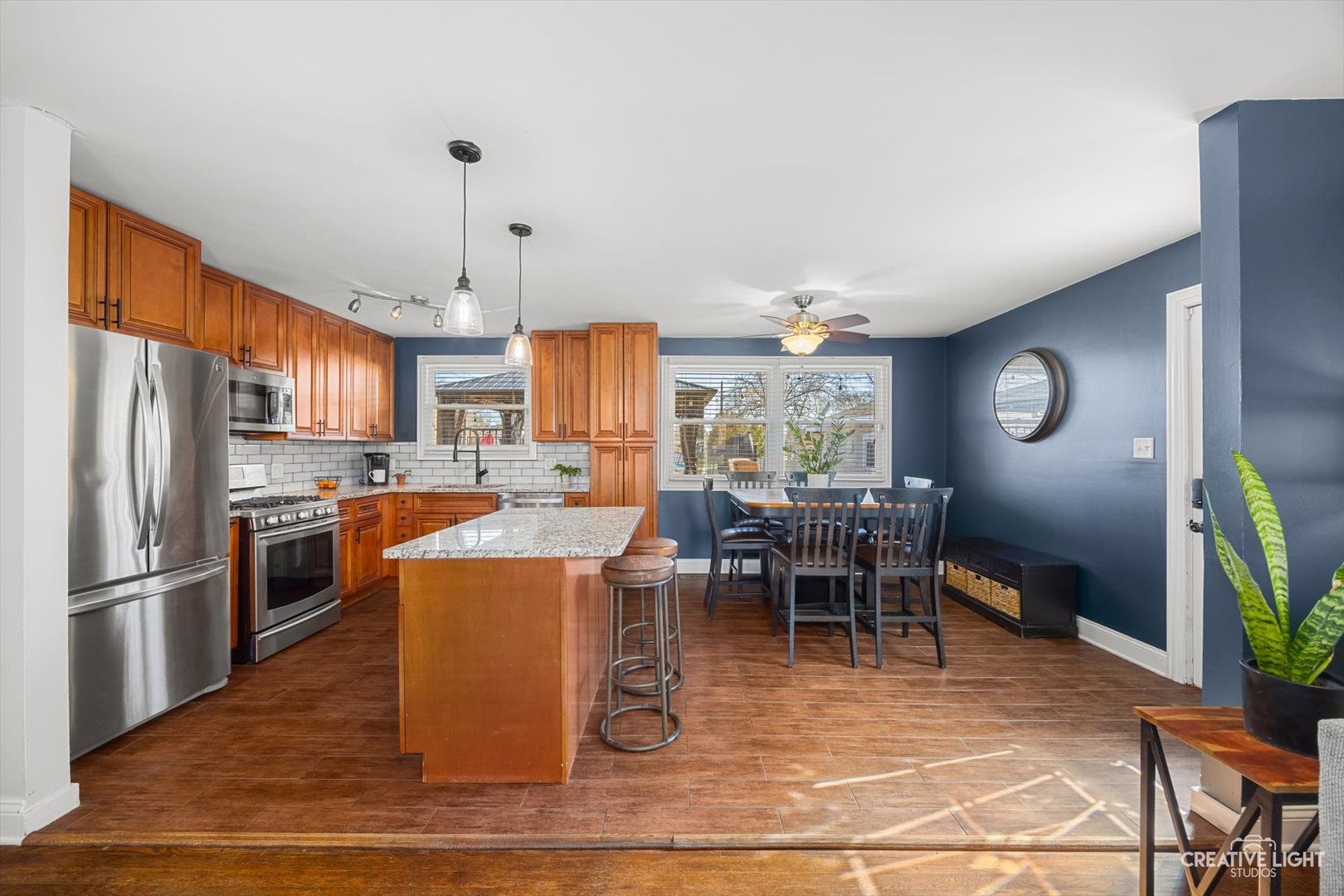 13017 Park Court, Crestwood, IL 60418