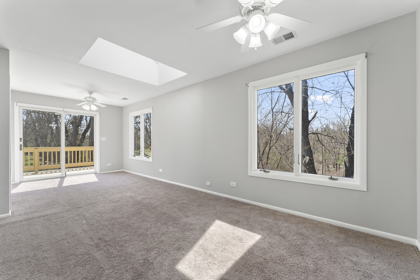 161 W Greenfield Avenue, Lombard, IL 60148