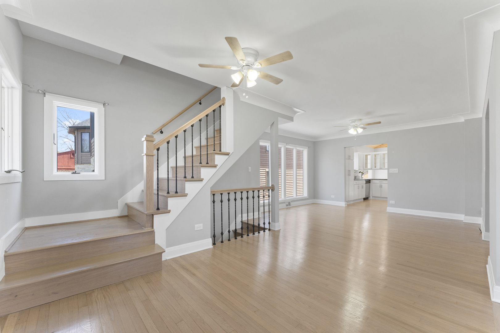 161 W Greenfield Avenue, Lombard, IL 60148