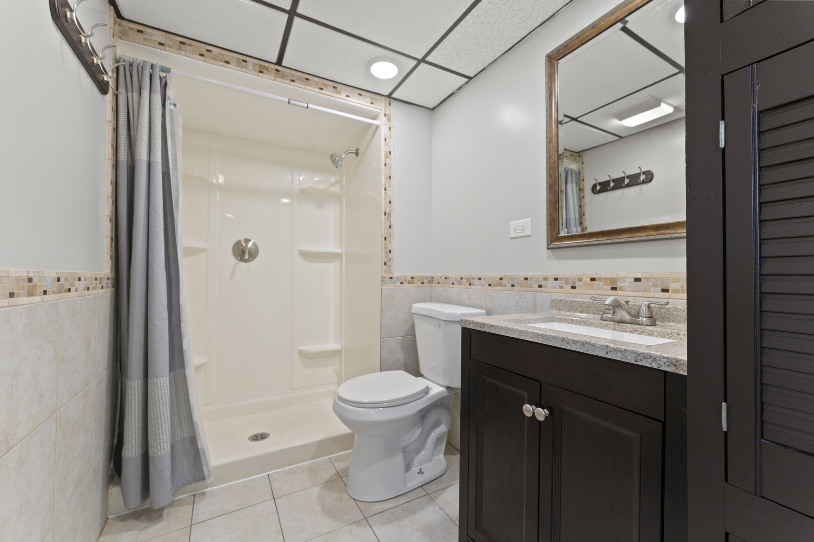 161 W Greenfield Avenue, Lombard, IL 60148