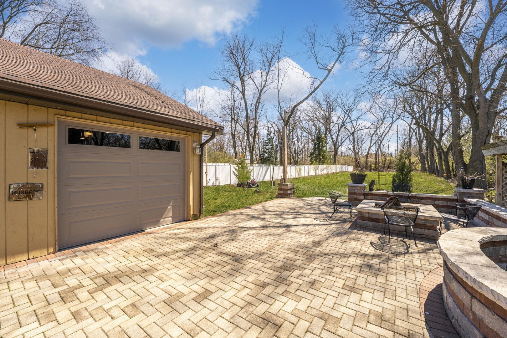 161 W Greenfield Avenue, Lombard, IL 60148