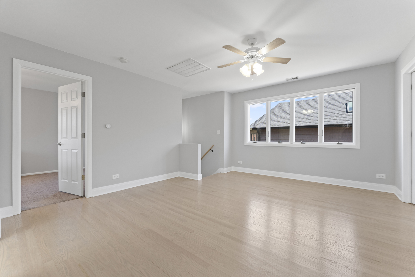 161 W Greenfield Avenue, Lombard, IL 60148