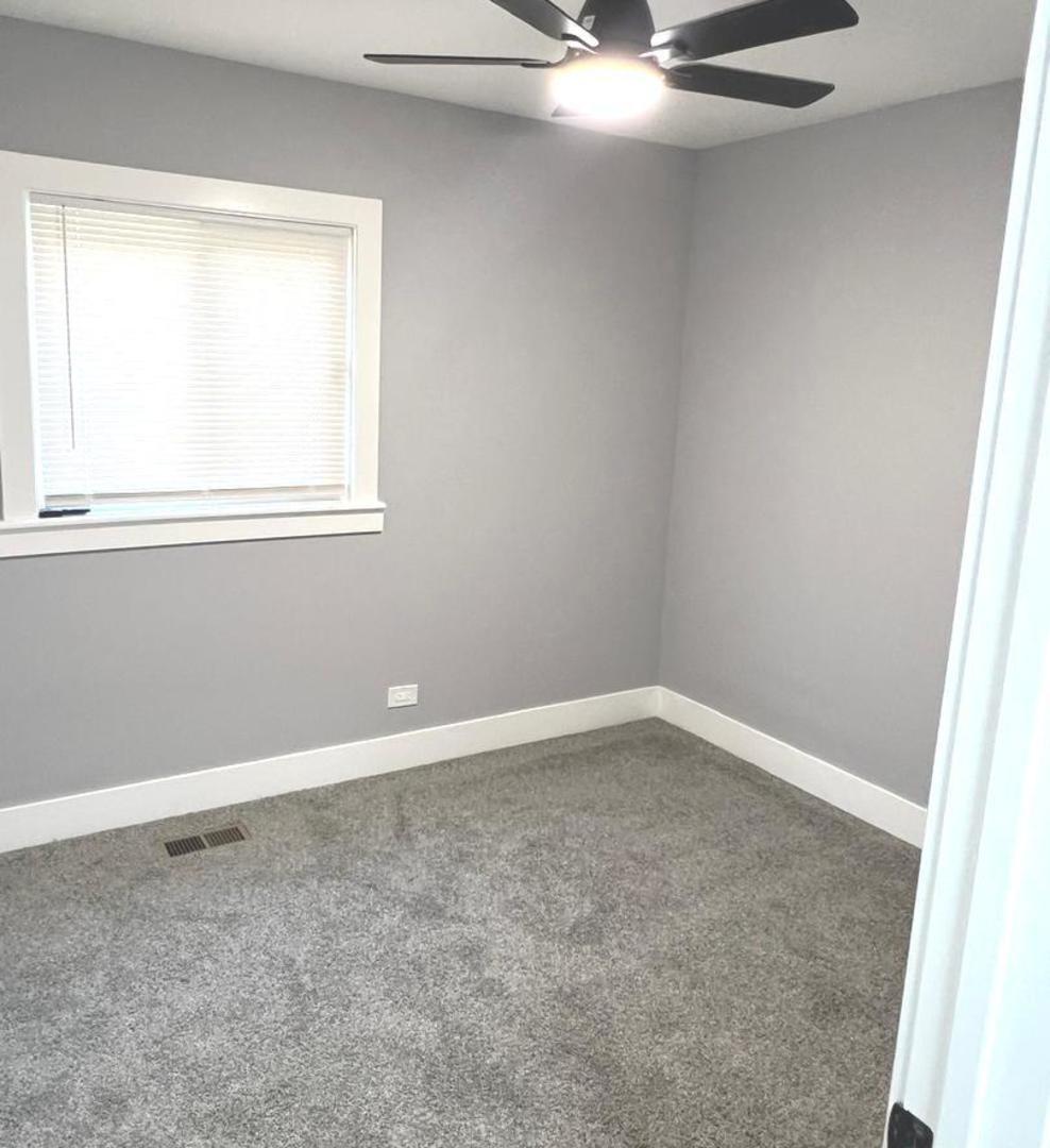 9339 S Burnside Avenue, Chicago, IL 60619