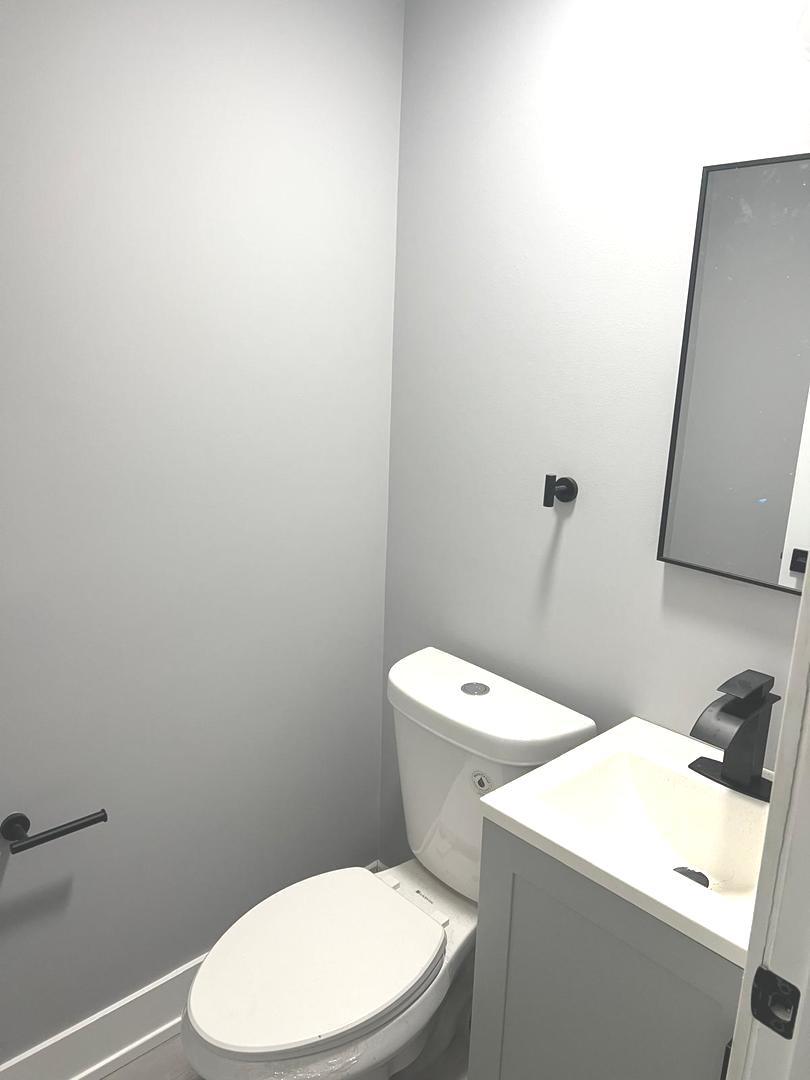 9339 S Burnside Avenue, Chicago, IL 60619