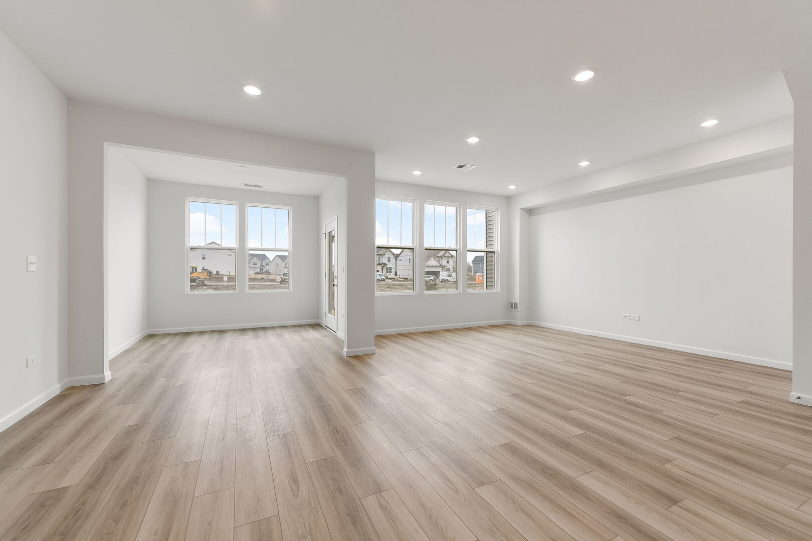 672 Switchgrass Way #58005, Bolingbrook, IL 60490