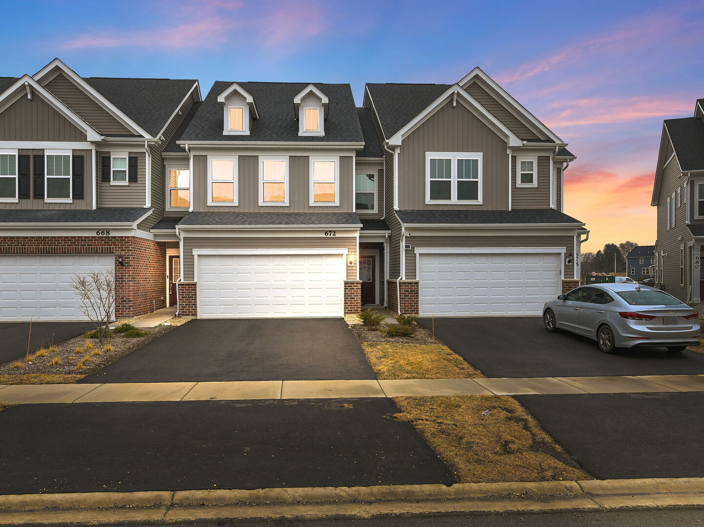 672 Switchgrass Way #58005, Bolingbrook, IL 60490