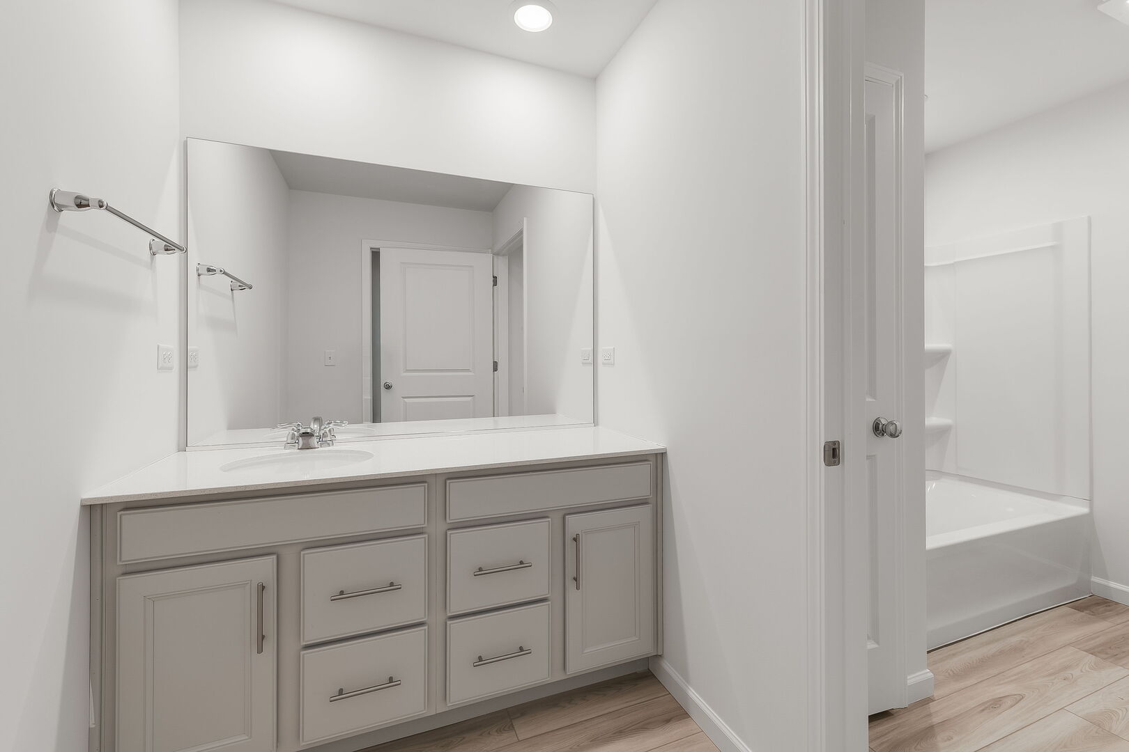 672 Switchgrass Way #58005, Bolingbrook, IL 60490