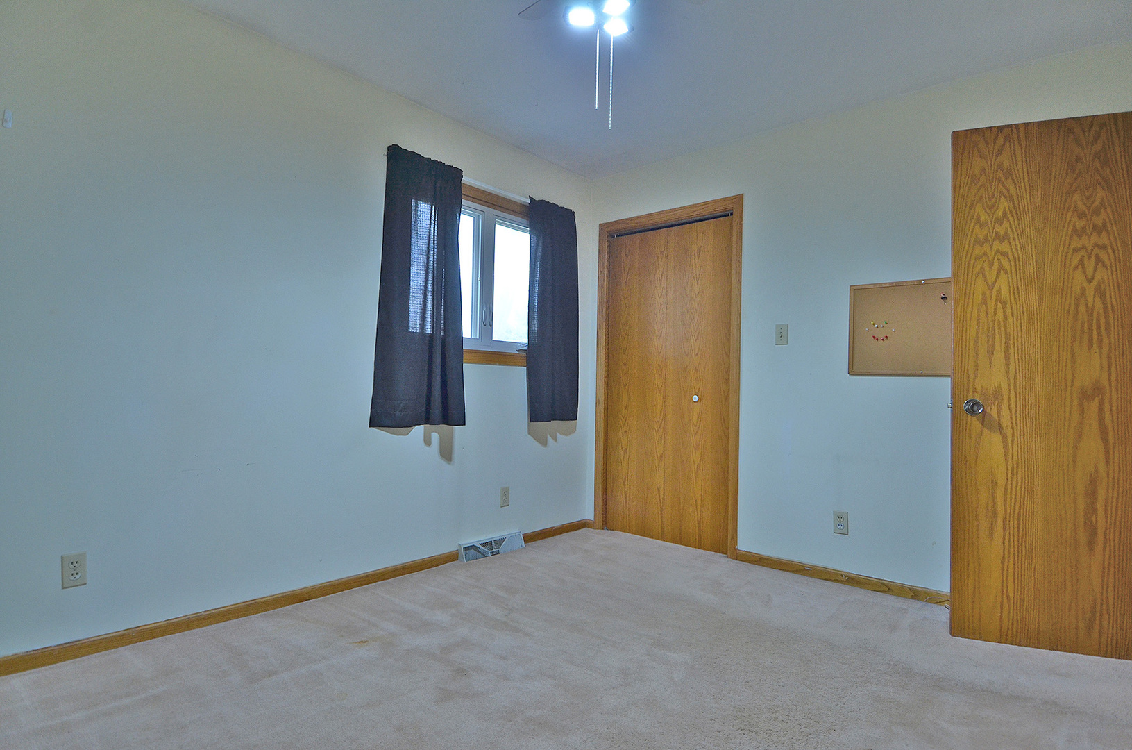 311 S Otter Creek Road, Streator, IL 61364